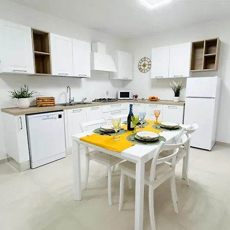 Apartment Poseidonia